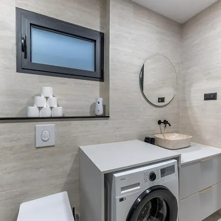 Nyaraló Family Friendly House With A Swimming Pool - 25495 Makarska